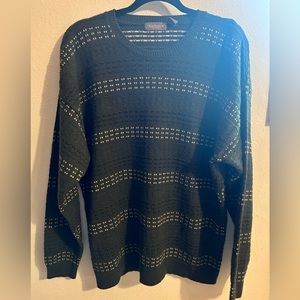 Vintage Sweater - Thinner Material - Size XL